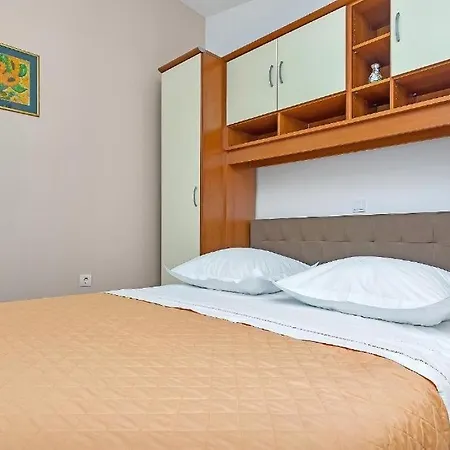With Wifi - 25240 Makarska