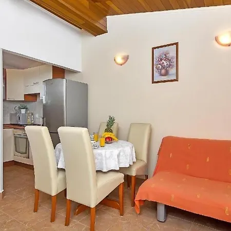 With Wifi - 25240 Makarska